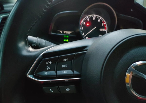 Mazda 3 cena 64444 przebieg: 123400, rok produkcji 2019 z Żyrardów małe 781